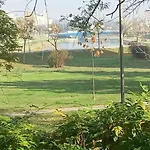 Apartment With Yard On The River Skopje